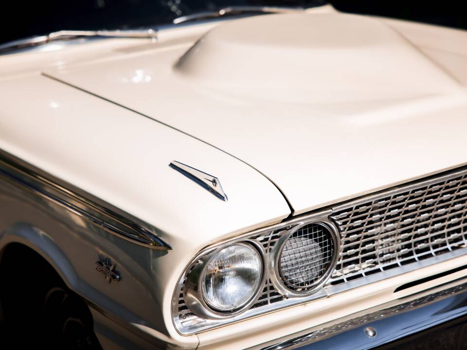 Afbeelding 41/91 van Ford Fairlane 500 (1963)