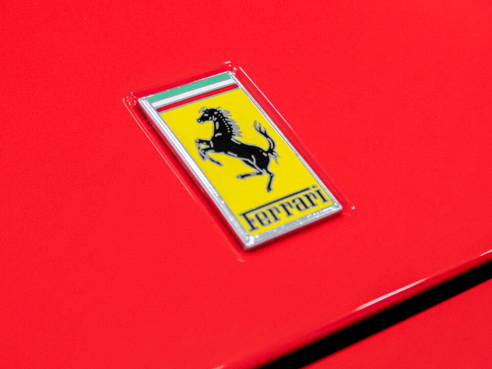 Imagen 19/39 de Ferrari F 355 Berlinetta (1997)