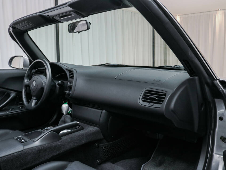 Bild 8/23 von Honda S 2000 (2001)