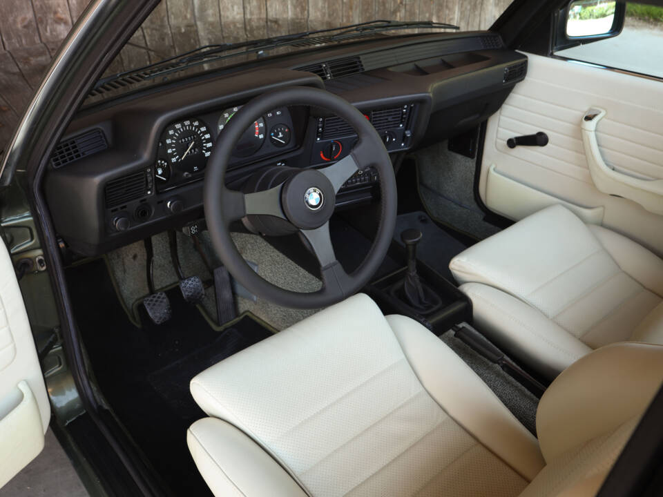 Immagine 13/63 di BMW 323i Baur TC (1979)