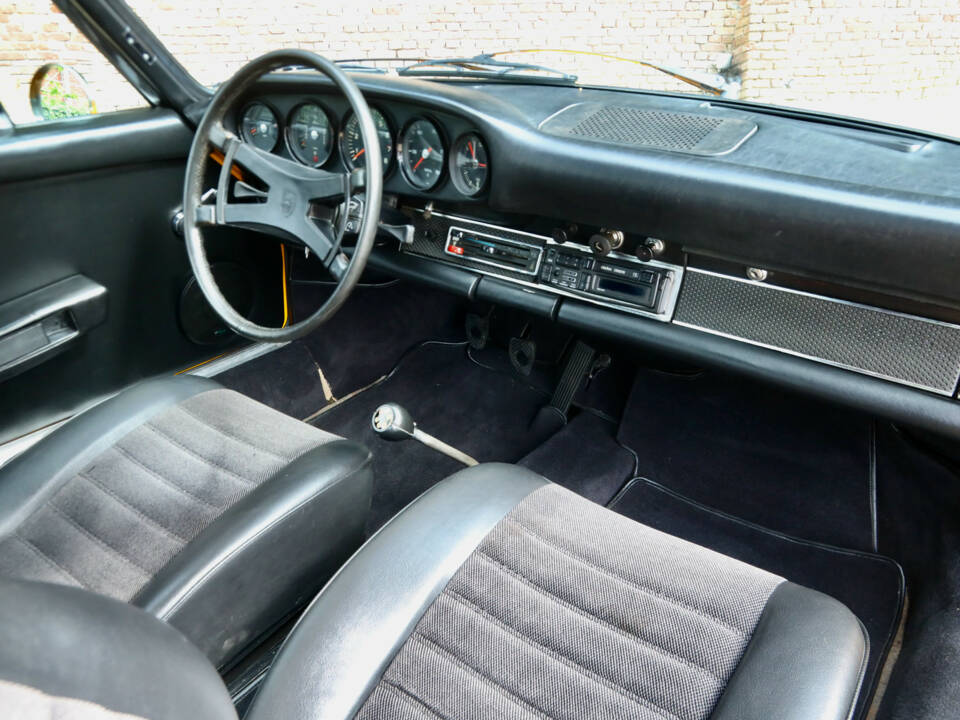 Immagine 32/50 di Porsche 911 2.2 E (1970)