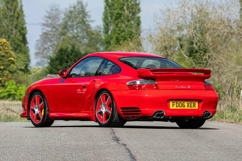 Image 4/47 of Porsche 911 Turbo S (2006)