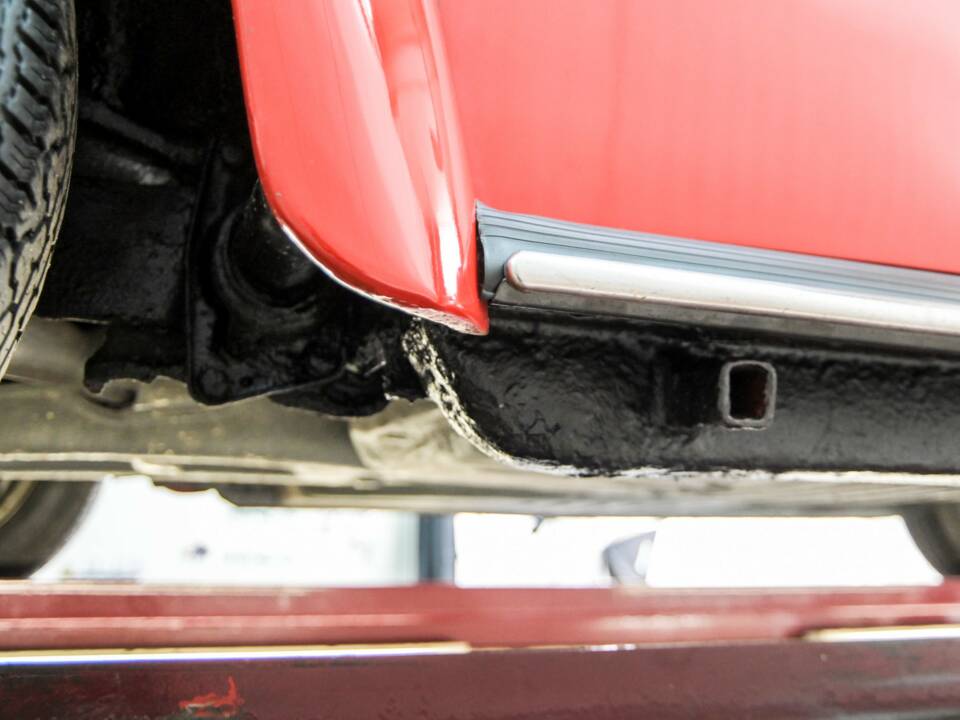 Bild 44/50 von Volkswagen Käfer 1303 LS (1974)