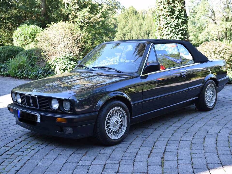 Afbeelding 3/13 van BMW 318i (1993)