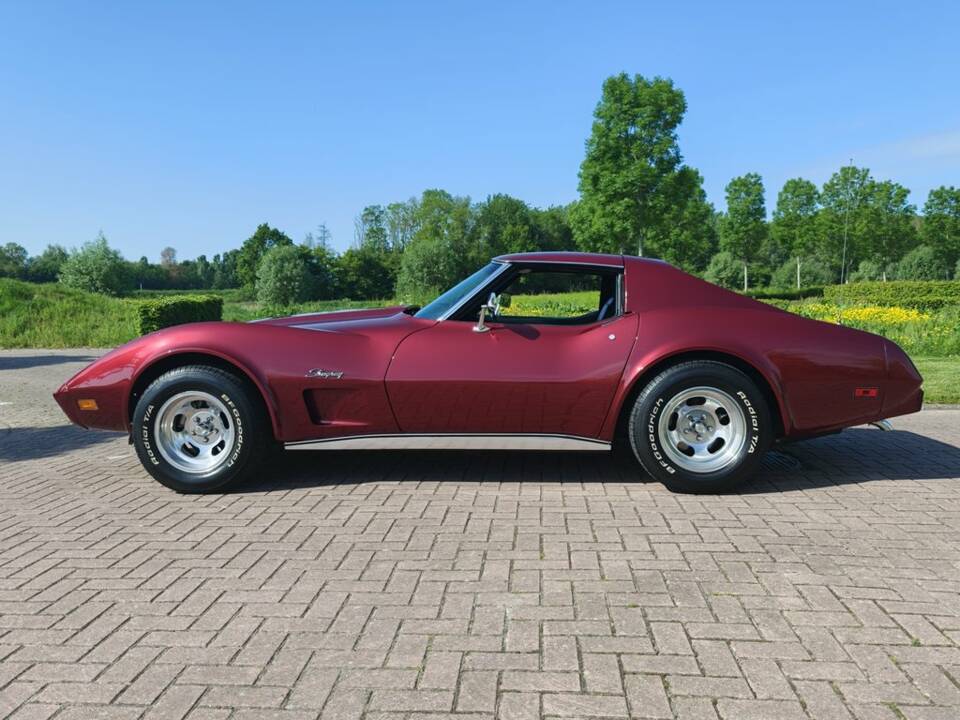 Image 7/8 of Chevrolet Corvette Stingray (1976)