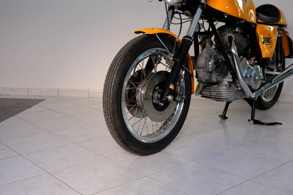 Afbeelding 35/96 van Ducati 750 Sport (1974)