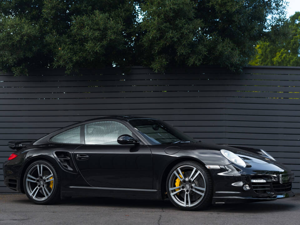 Image 1/36 of Porsche 911 Turbo S (2012)