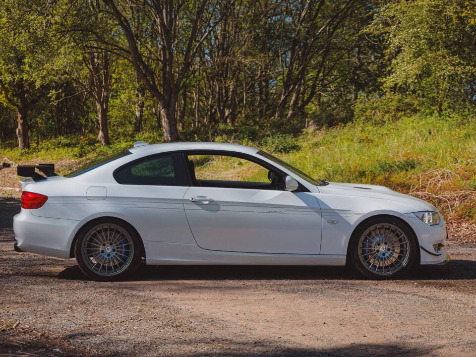 Image 19/44 de ALPINA B3 GT3 (2012)