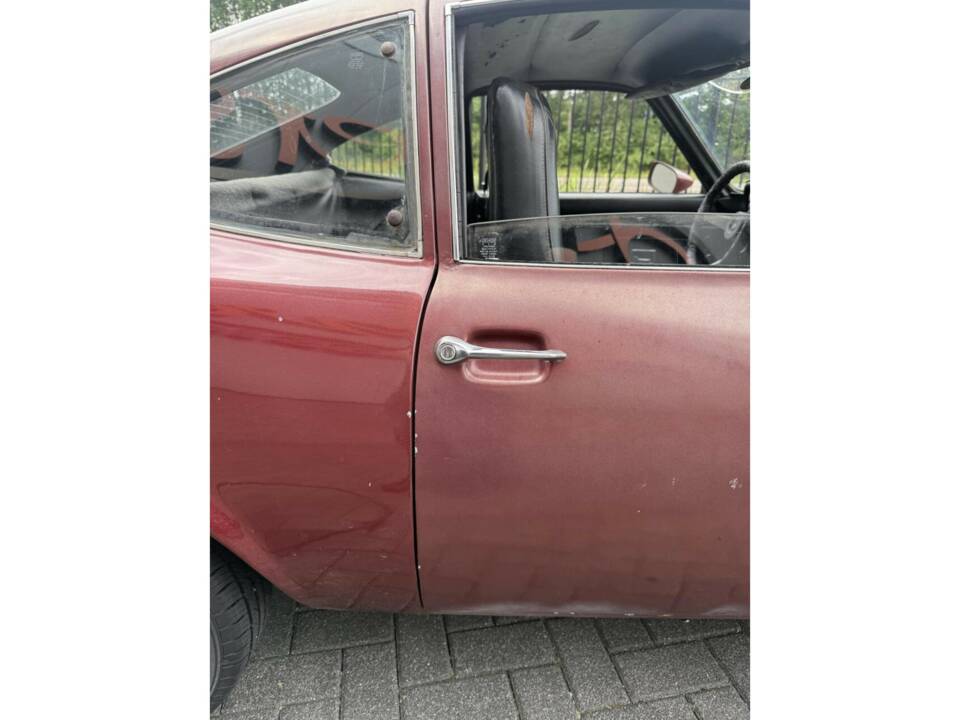 Bild 16/50 von Opel GT 1900 (1973)