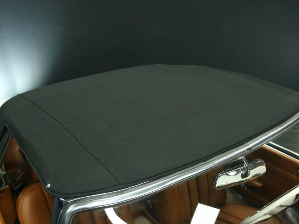 Image 39/50 of Mercedes-Benz 230 SL (1965)