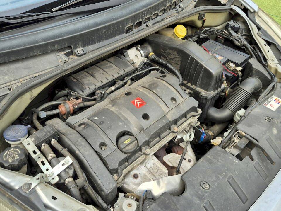 Image 45/54 of Citroën C3 1.6 16V (2004)