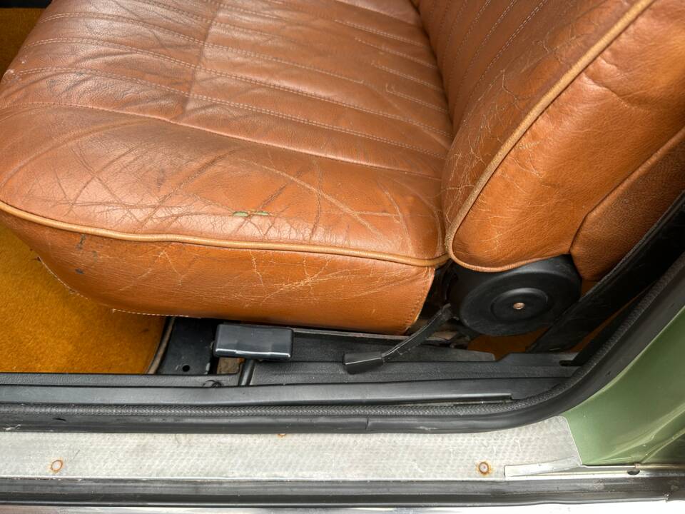 Image 32/80 of Peugeot 504 TI (1976)