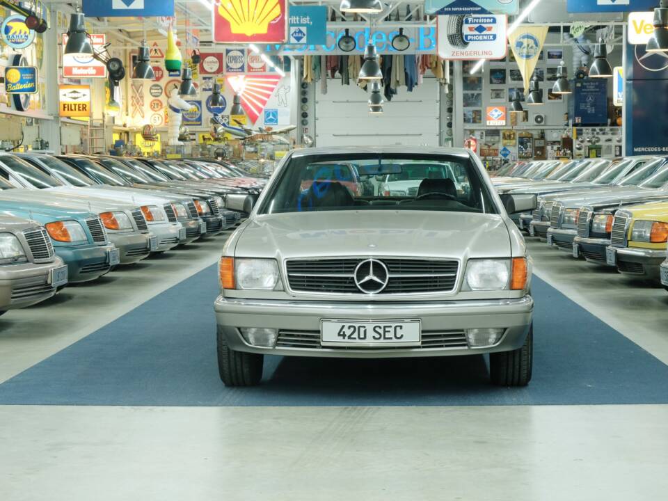 Image 7/50 of Mercedes-Benz 420 SEC (1989)