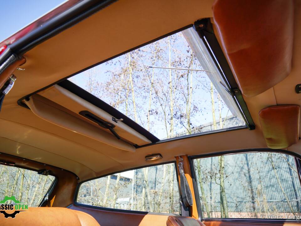 Imagen 12/45 de Reliant Scimitar GTE (1973)