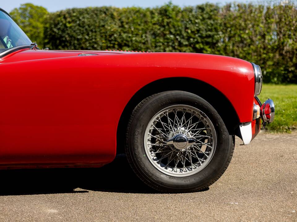 Image 40/50 de MG MGA 1500 (1957)