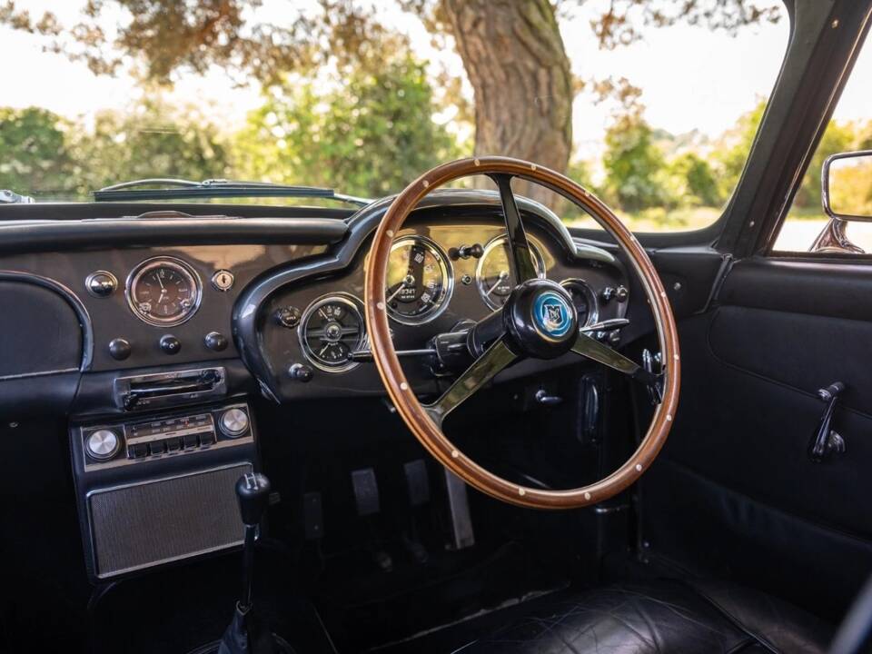 Afbeelding 51/76 van Aston Martin DB 4 (1961)