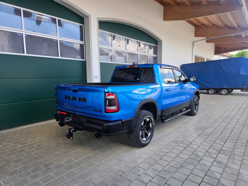 Bild 75/96 von Dodge Ram 1500 (2021)