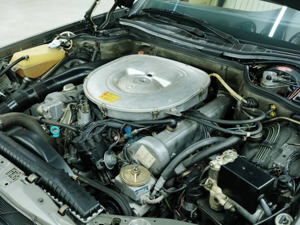 Bild 16/50 von Mercedes-Benz 500 SEL (1983)