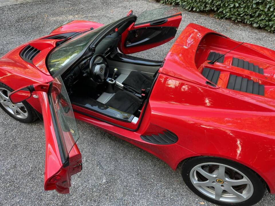 Image 15/22 of Lotus Elise (2002)