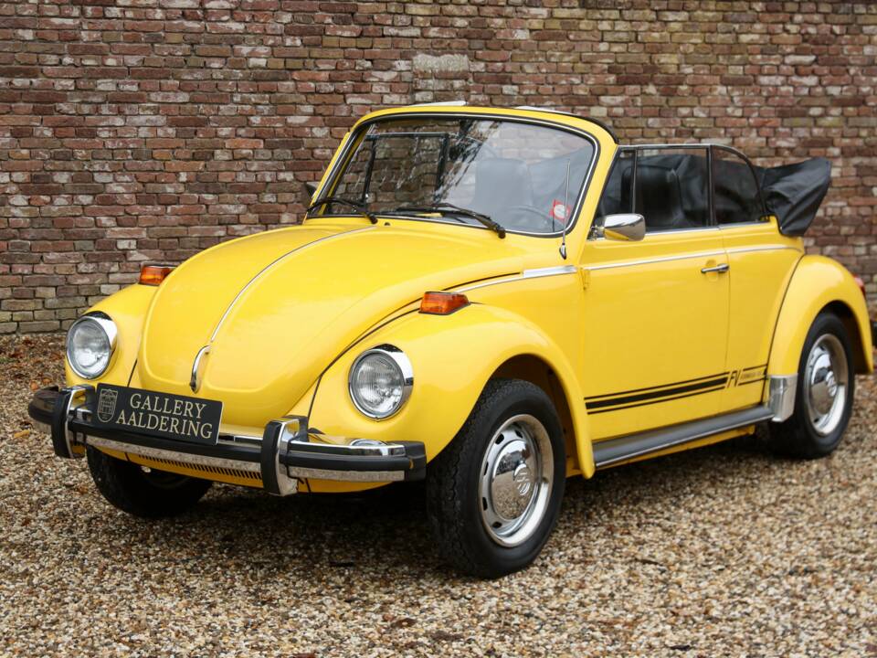 Image 26/50 de Volkswagen Beetle 1303 (1975)
