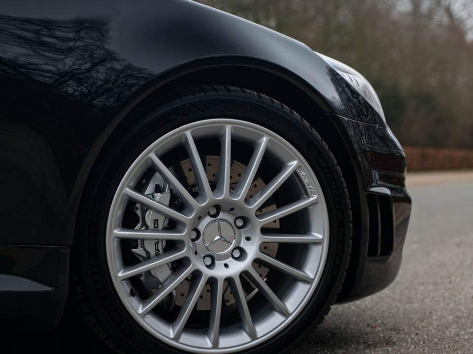 Immagine 35/38 di Mercedes-Benz SLK 55 AMG (2007)