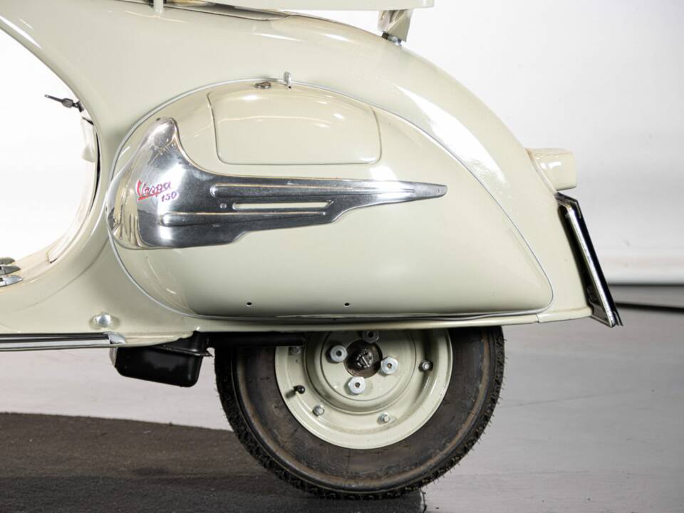 Bild 16/50 von Piaggio Vespa 150 "Struzzo" VL (1955)