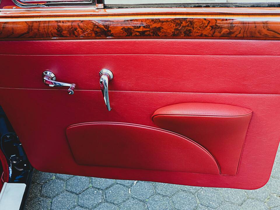 Bild 27/57 von Jaguar Mk II 3.4 (1967)