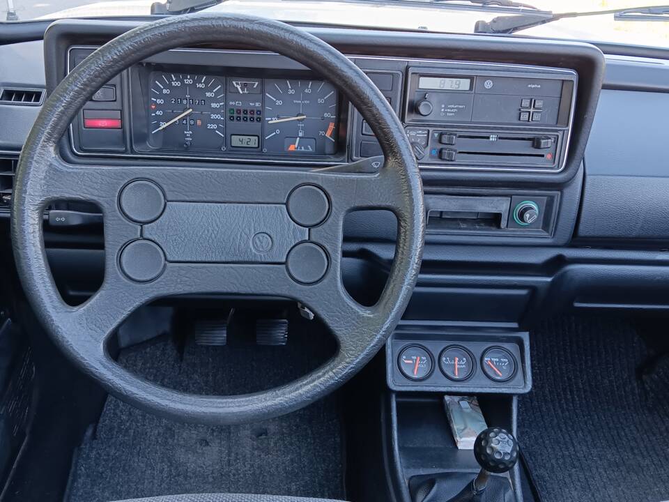 Bild 47/55 von Volkswagen Golf I Cabrio 1.8 (1985)