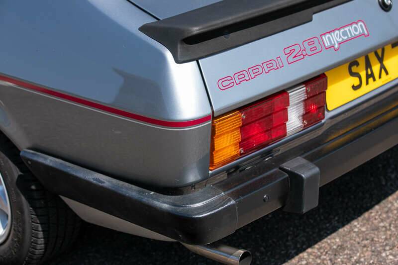 Bild 19/37 von Ford Capri 2,8i (1984)