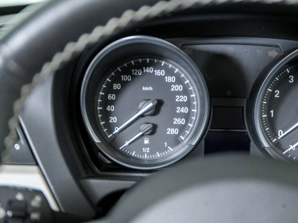 Image 20/50 of BMW Z4 sDrive23i (2010)