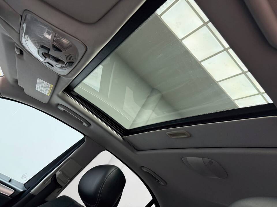 Image 23/27 of Mercedes-Benz C 55 AMG (2005)