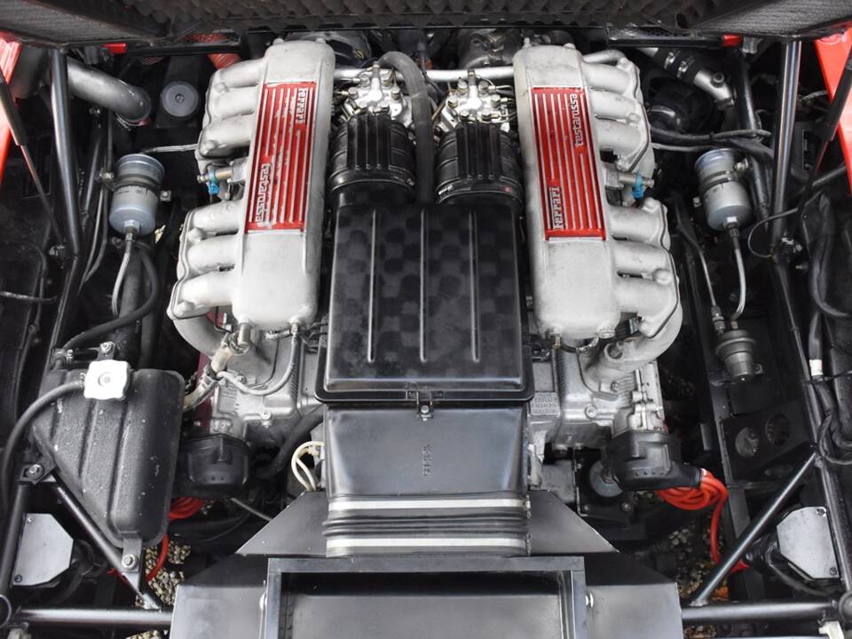 Afbeelding 36/40 van Ferrari Testarossa (1986)