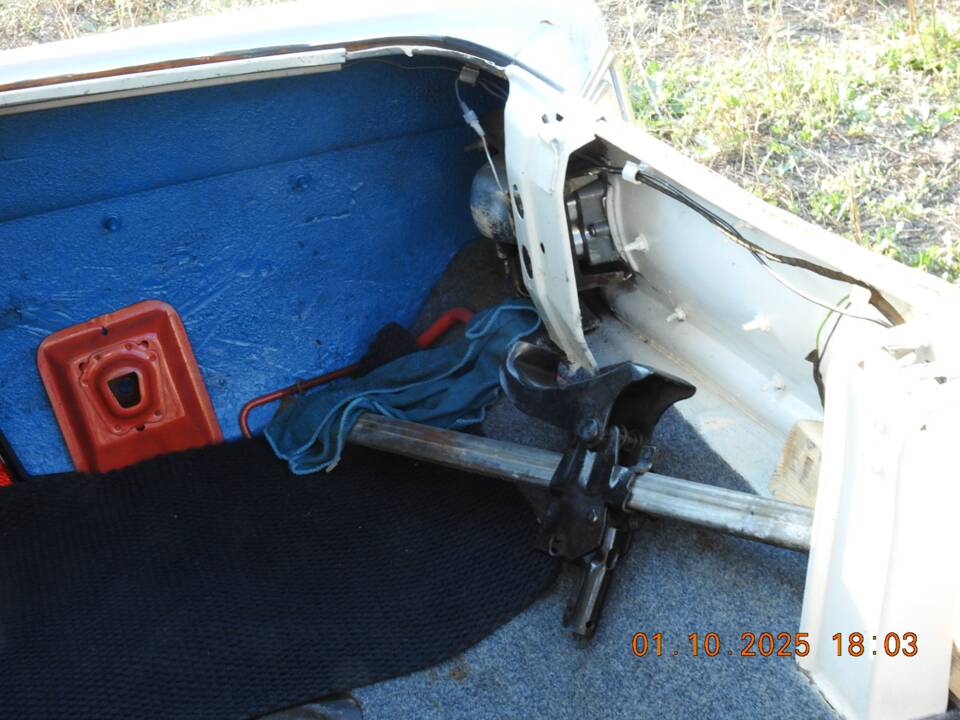 Image 32/47 of Buick Skylark Coupe (1964)