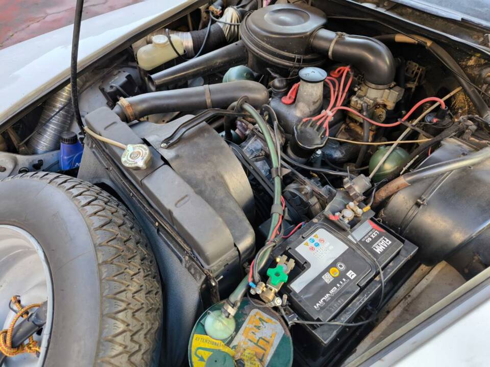 Bild 10/22 von Citroën DS 20 A (1971)