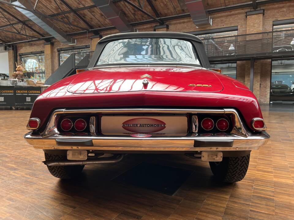 Immagine 15/33 di Citroën DS 19 Usine (1963)