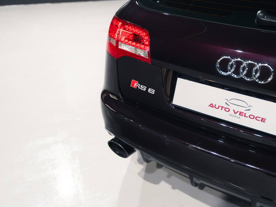 Imagen 9/36 de Audi RS6 Avant (2010)