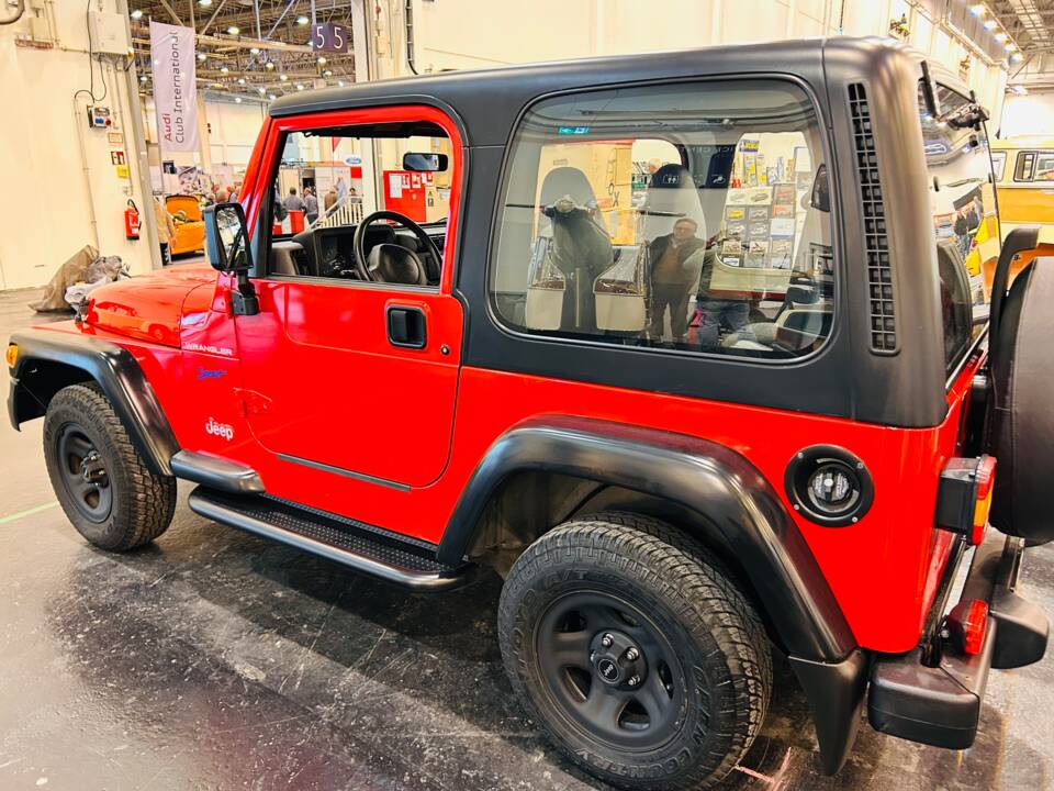 Image 3/28 of Jeep Wrangler Sport Hardtop 2.5 (1998)