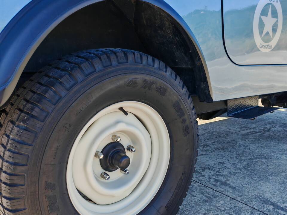 Image 16/31 of Jeep CJ-7 2.4L Diesel (1983)
