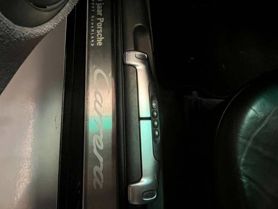 Bild 19/50 von Porsche 911 Carrera (1999)