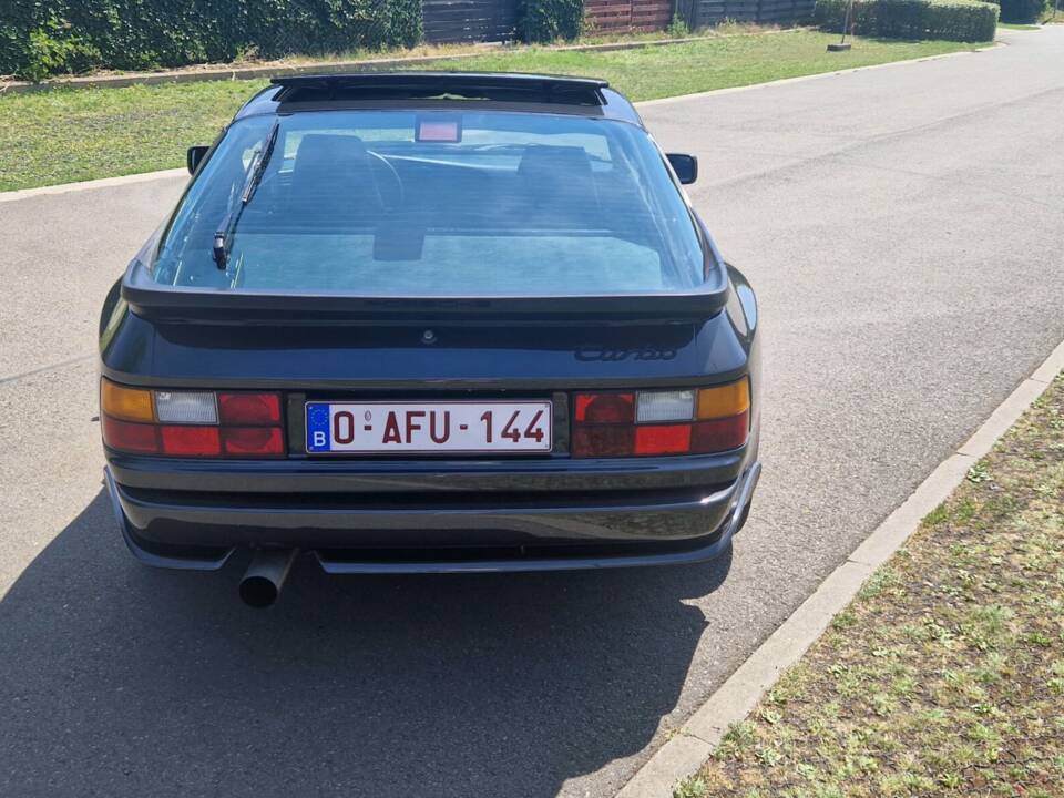 Bild 4/8 von Porsche 944 Turbo (1986)