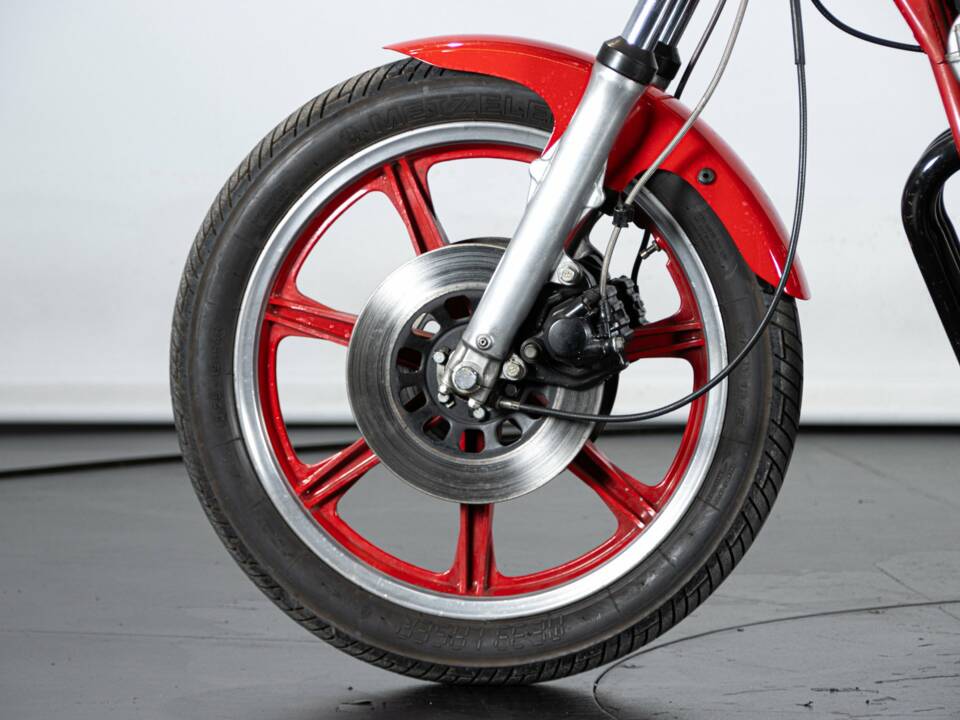 Immagine 8/50 di Yamaha DUMMY (1979)