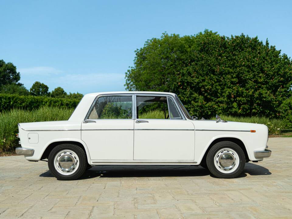 Image 6/50 of Lancia Fulvia 1.3 S (1960)