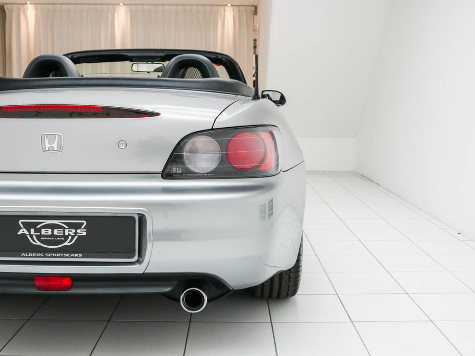 Bild 19/23 von Honda S 2000 (2001)