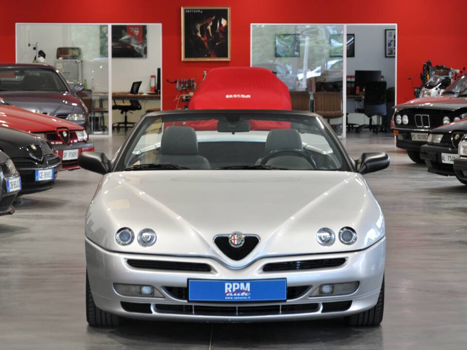 Image 3/32 of Alfa Romeo Spider 3.0 V6 24V (2002)