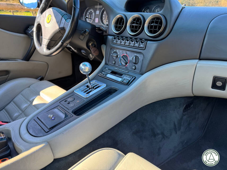 Immagine 21/31 di Ferrari 550 Maranello (1998)