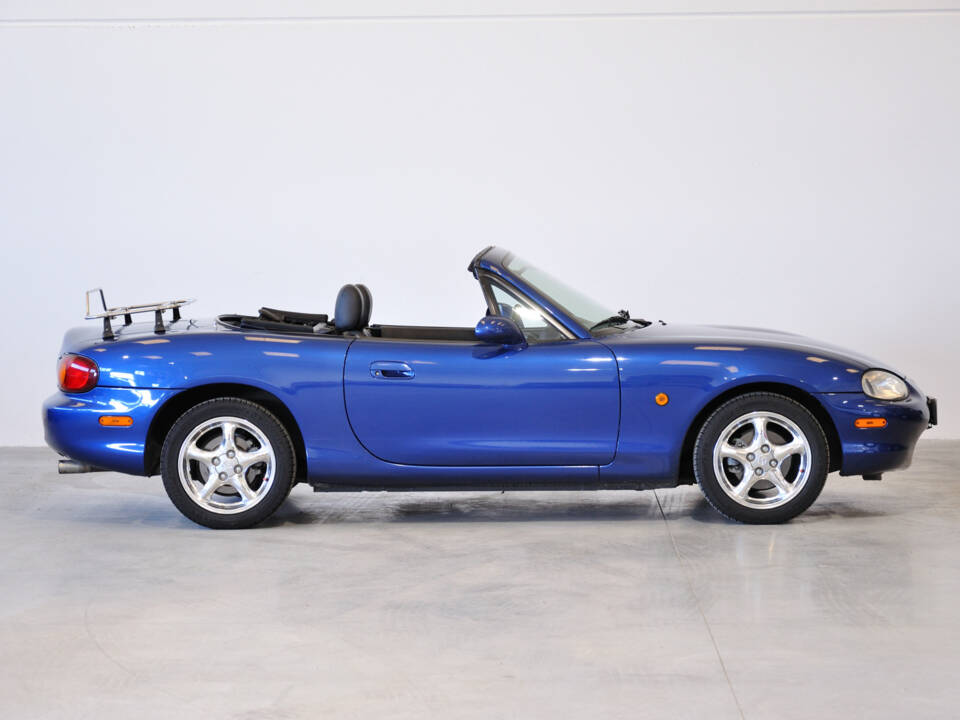 Image 39/47 of Mazda MX-5 1.8 (1999)
