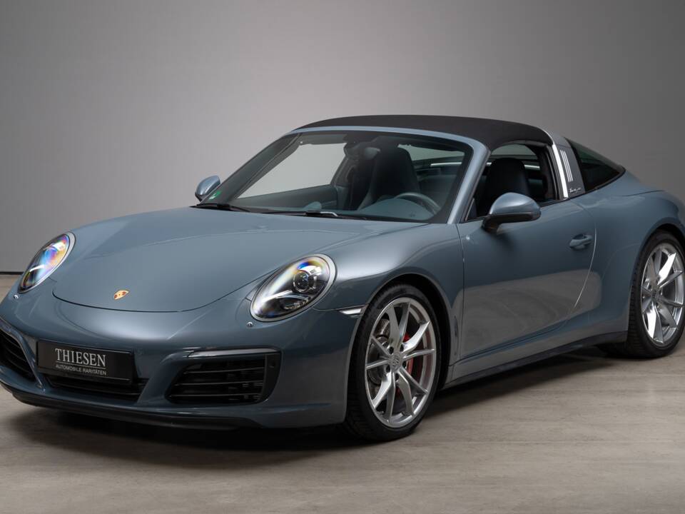 Image 1/37 of Porsche 911 Targa 4S (2016)