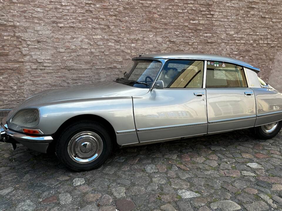 Image 1/68 of Citroën DS 23 Pallas IE (1973)