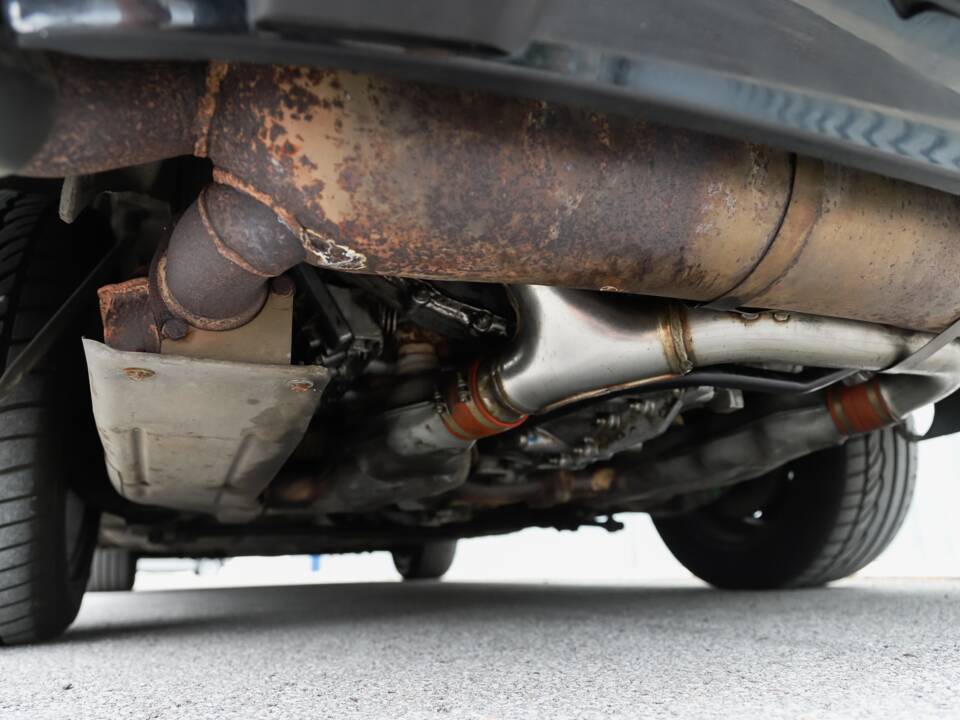 Image 97/108 de Porsche 911 Carrera 3.2 (1989)