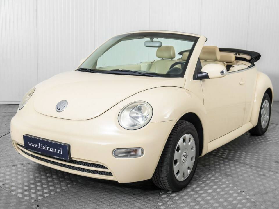 Bild 16/50 von Volkswagen New Beetle 1.6 (2003)